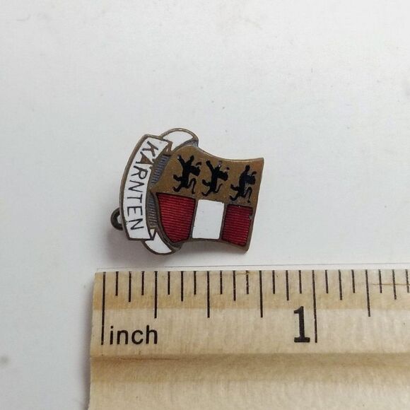 Vintage Karten Coat of Arms Enamel Pin, Austria, Red White Black Lapel Pin - Picture 4 of 6